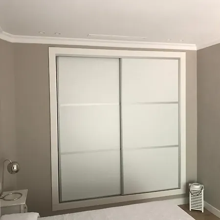 Bonito Cerca Del Mar Apartamento Estepona